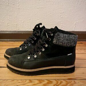 *Like New!* TOMS Mesa Ankle Boots - Waterproof!